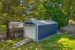 21 NE Wedgewood Ln, Fort Walton Beach, FL 32547 - Photo 47
