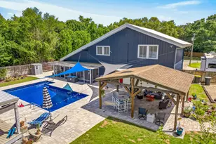 21 NE Wedgewood Ln, Fort Walton Beach, FL 32547 - Photo 11