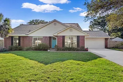 2832 Winners Circle Drive, Navarre, FL 32566 - Photo 1
