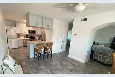 315 Bream Avenue #UNIT 207, Fort Walton Beach, FL 32548 - Photo 3