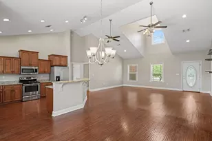 3455 Sparco Dr, Crestview, FL 32539 - Photo 3
