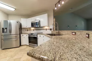 9687 Parker Lake Cir, Navarre, FL 32566 - Photo 13