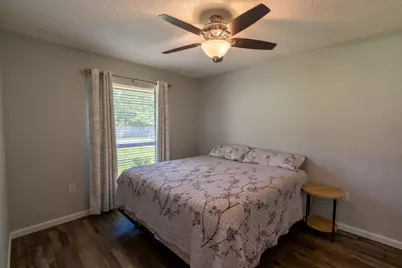 9687 Parker Lake Circle, Navarre, FL 32566 - Photo 21