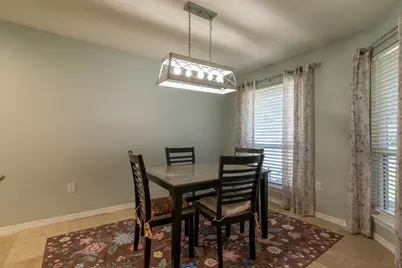 9687 Parker Lake Circle, Navarre, FL 32566 - Photo 15