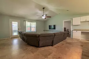9687 Parker Lake Cir, Navarre, FL 32566 - Photo 9