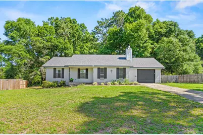 219 W Pinoak Court, Crestview, FL 32539 - Photo 3