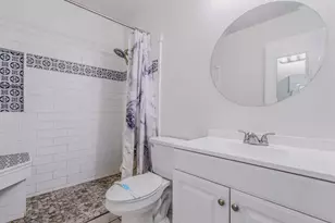 219 W Pinoak Ct, Crestview, FL 32539 - Photo 33