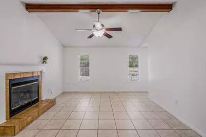 219 W Pinoak Court, Crestview, FL 32539 - Photo 9