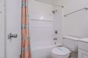 219 W Pinoak Ct, Crestview, FL 32539 - Photo 23