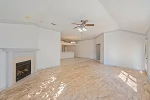 1940 Kadima Cir, Fort Walton Beach, FL 32547 - Photo 9