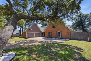 7 Hampton Cir, Niceville, FL 32578 - Photo 5