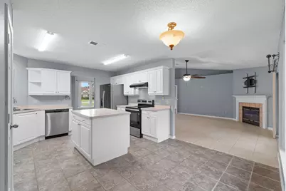 2317 Mary Anne Circle, Navarre, FL 32566 - Photo 9