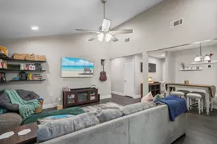 39 9th St, Shalimar, FL 32579 - Photo 13