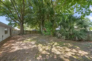 39 9th St, Shalimar, FL 32579 - Photo 35