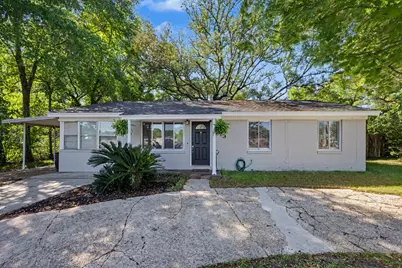 413 Government Avenue, Valparaiso, FL 32580 - Photo 1