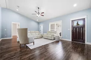 3094 Zach Ave, Crestview, FL 32536 - Photo 9