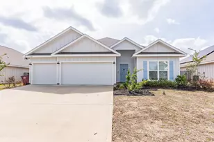 732 Quintana St, Crestview, FL 32539 - Photo 1