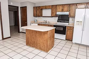 116 W Walker Circle, Crestview, FL 32539 - Photo 7
