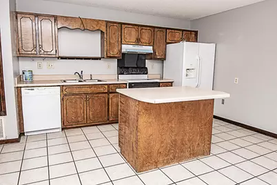 116 W Walker Circle, Crestview, FL 32539 - Photo 9