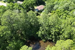 298 Averitt Pl, Crestview, FL 32539 - Photo 5