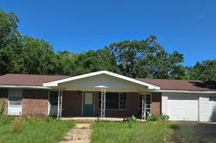 298 Averitt Pl, Crestview, FL 32539 - Photo 1
