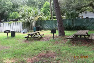 201 E College Blvd, Niceville, FL 32578 - Photo 9