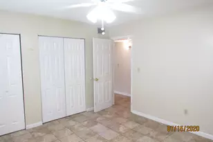201 E College Blvd, Niceville, FL 32578 - Photo 7