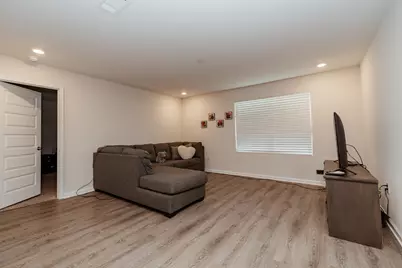 6719 Sarah Ann Way, Laurel Hill, FL 32567 - Photo 11