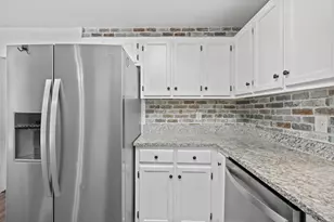 3010 Windsor Cir, Crestview, FL 32539 - Photo 9