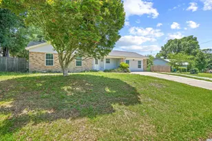 3010 Windsor Cir, Crestview, FL 32539 - Photo 3