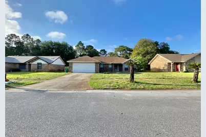 1063 Boulevard De La Parisienne, Mary Esther, FL 32569 - Photo 1