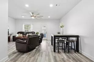 8884 White Ibis Way, Navarre, FL 32566 - Photo 13