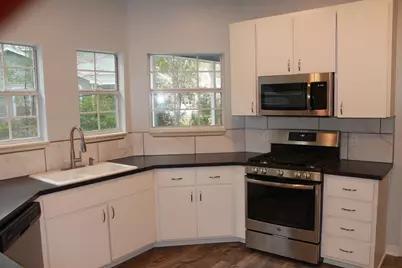 1737 Bolton Village Lane, Niceville, FL 32578 - Photo 5