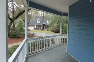 1737 Bolton Village Ln, Niceville, FL 32578 - Photo 3