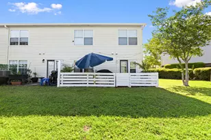 759 Majestic Dr, Crestview, FL 32536 - Photo 9