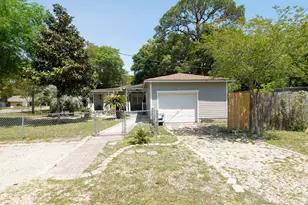 37 SE Magnolia Ave, Fort Walton Beach, FL 32548 - Photo 13
