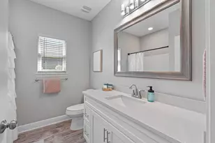 420 Spruce St, Mary Esther, FL 32569 - Photo 23