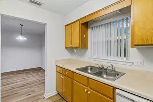 1740 Thomas St, Niceville, FL 32578 - Photo 13