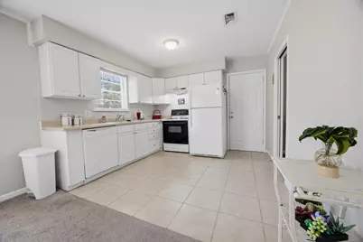 119 Jamestown Avenue, Fort Walton Beach, FL 32547 - Photo 7
