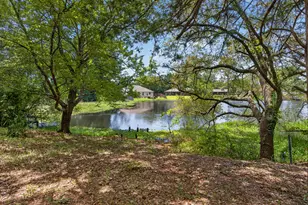 1037 Everglade Dr, Niceville, FL 32578 - Photo 5