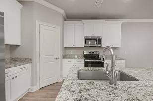 2285 Janet St, Navarre, FL 32566 - Photo 9