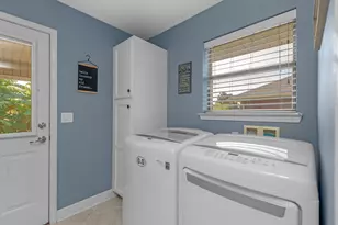 6052 Blair Cir, Gulf Breeze, FL 32563 - Photo 51