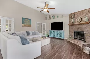 6052 Blair Cir, Gulf Breeze, FL 32563 - Photo 29