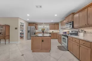 6052 Blair Cir, Gulf Breeze, FL 32563 - Photo 13