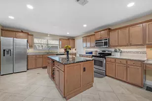 6052 Blair Cir, Gulf Breeze, FL 32563 - Photo 17