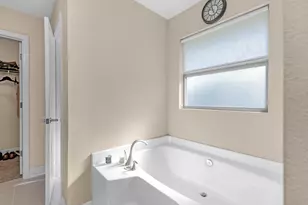 6052 Blair Cir, Gulf Breeze, FL 32563 - Photo 41