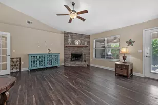 6052 Blair Cir, Gulf Breeze, FL 32563 - Photo 25