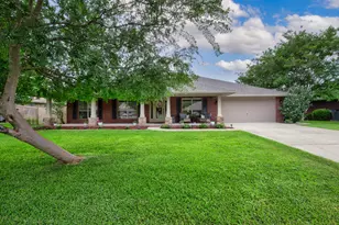 6052 Blair Cir, Gulf Breeze, FL 32563 - Photo 3