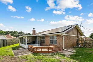 2201 Wedgewood Ct, Navarre, FL 32566 - Photo 19