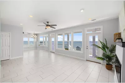 2005 Jessica Way, Navarre, FL 32566 - Photo 15